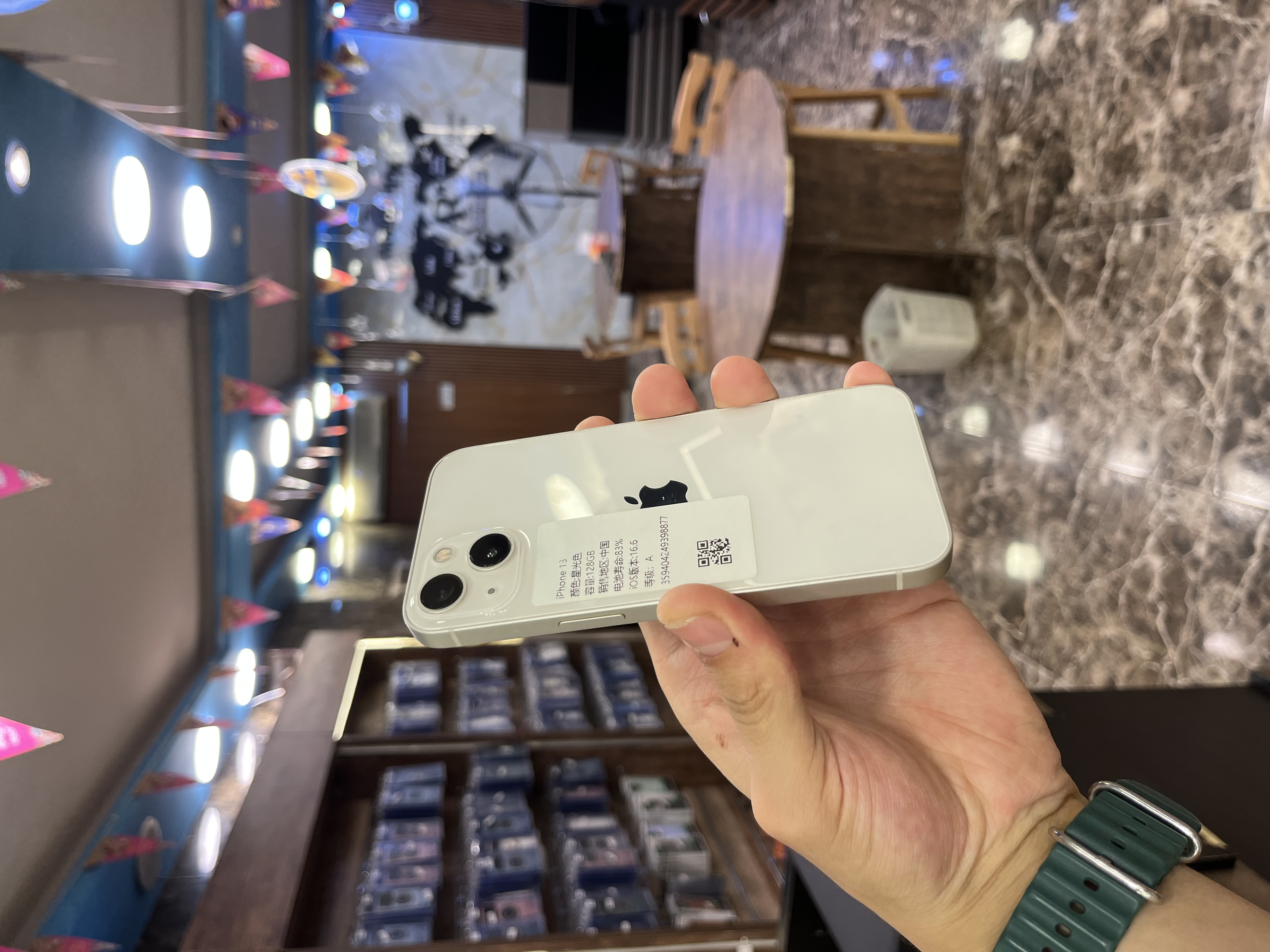 iPhone 13